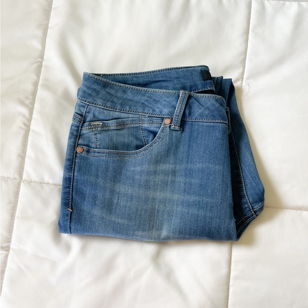 Jeans - Picture 6 of 6